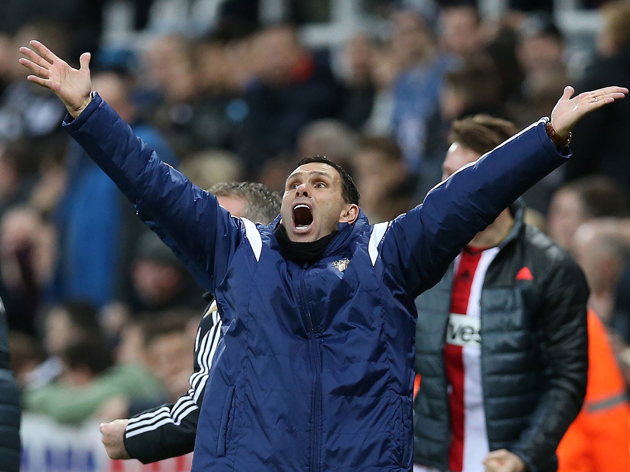 Sunderland manager Gus Poyet celebrates Adam Johnson's goal