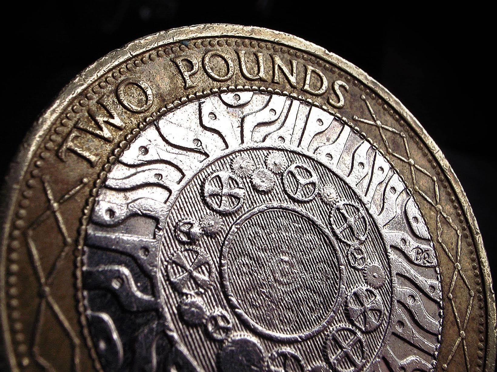 A £2 coin