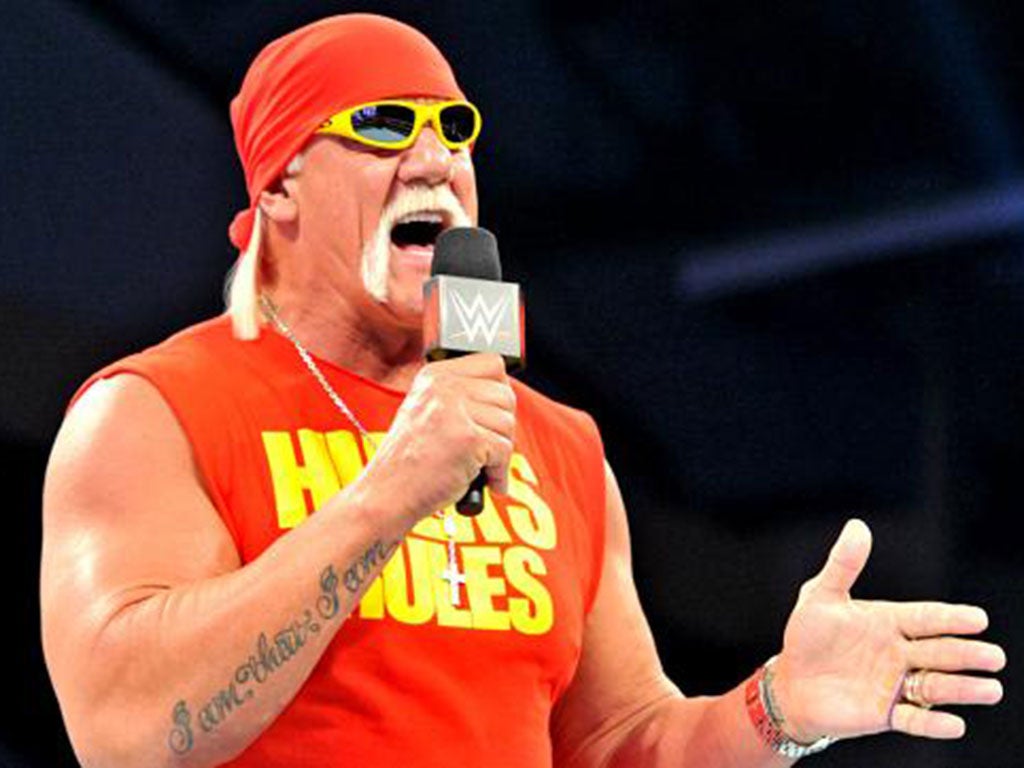 Hulk Hogan opens Smackdown