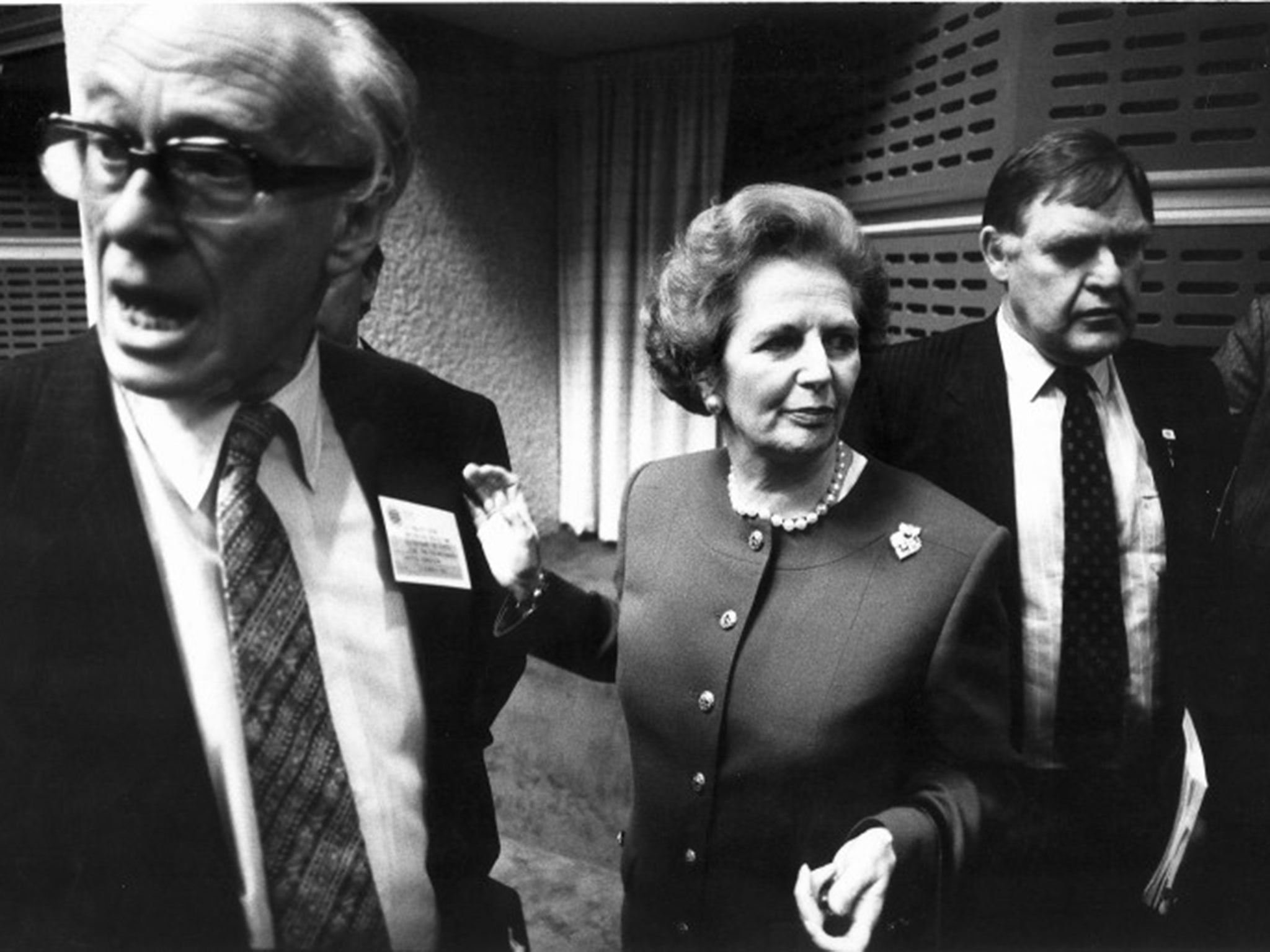 Margaret Thatcher and Bernard Ingham, right, in 1989
