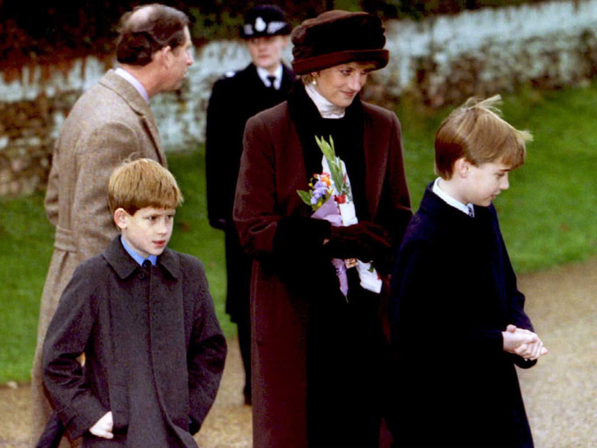 Princess Diana with Princes William and Harry in 1994