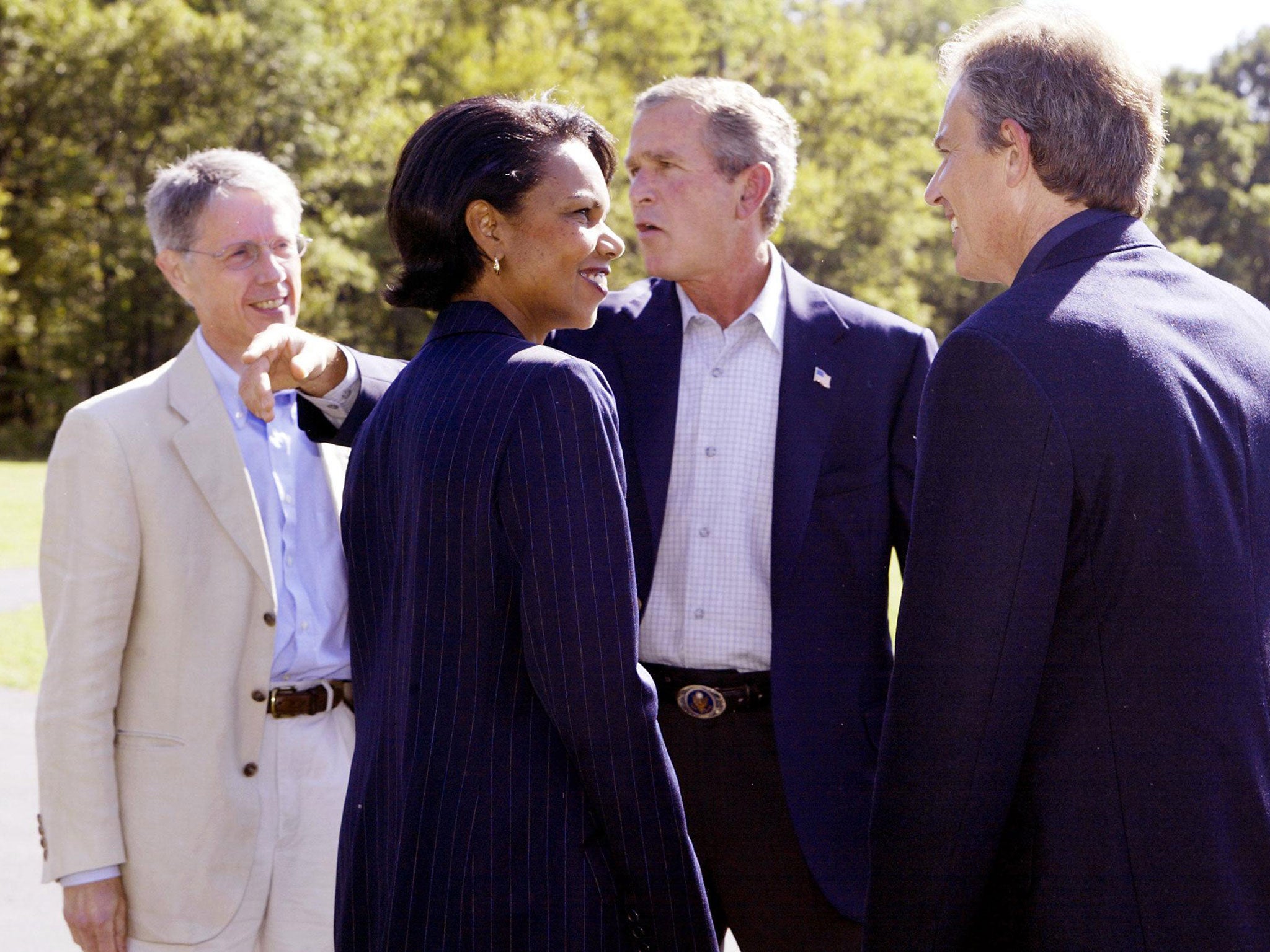 Sir David Manning with Tony Blair, Condoleezza Rice and George W. Bush at Camp David in 2002