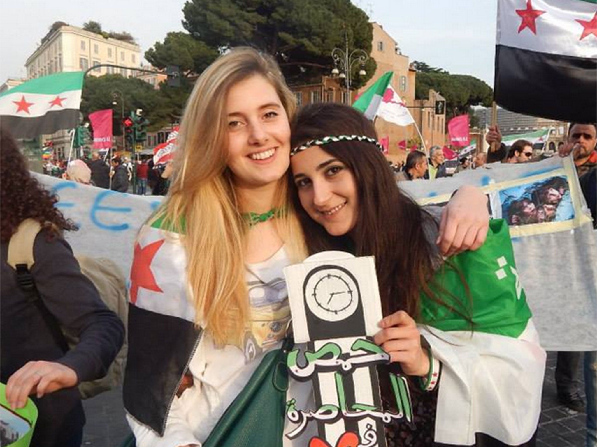 Vanessa Marzullo and Greta Ramelli before the women were kidnapped (Facebook)