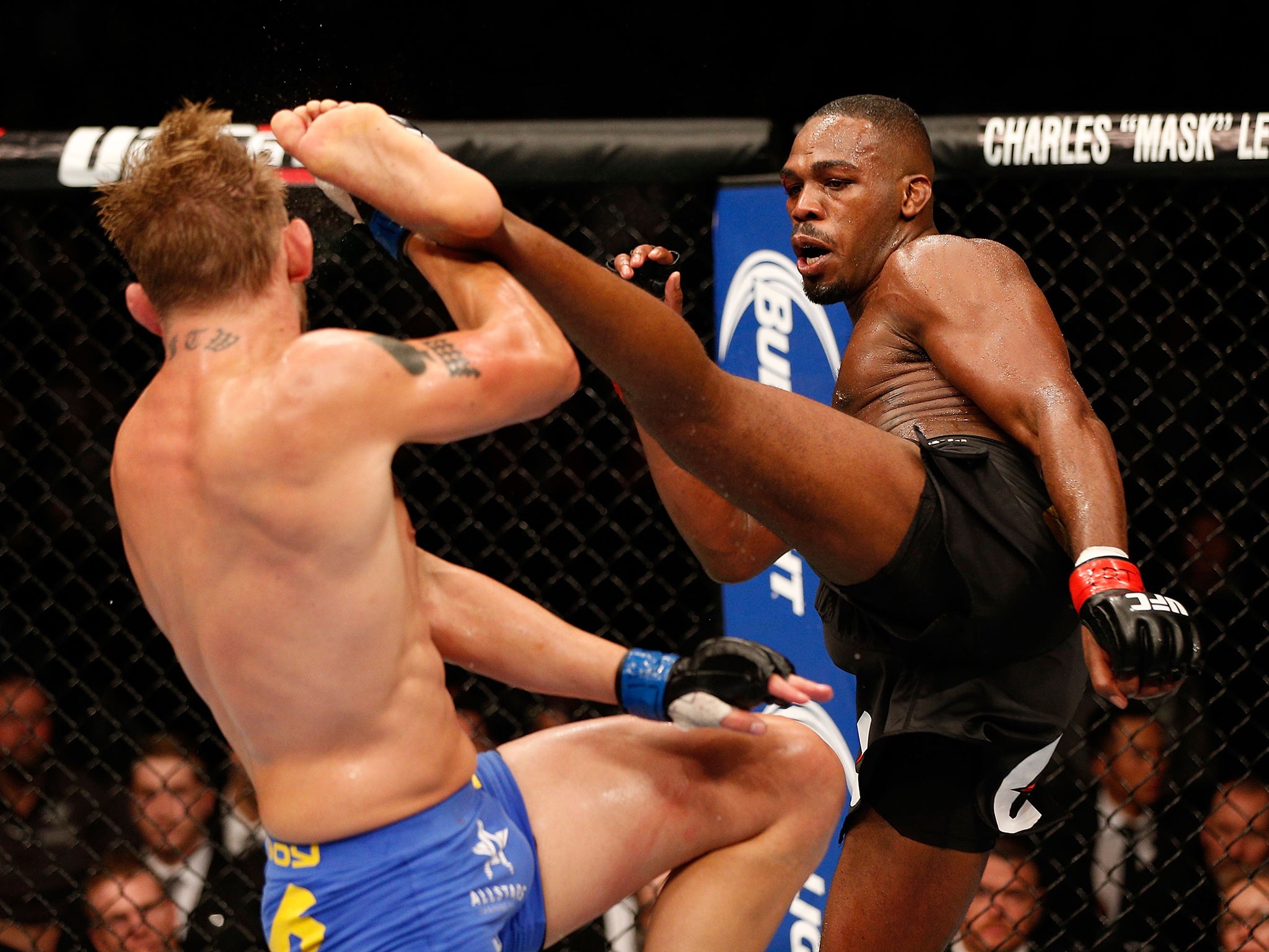 Jon 'Bones' Jones kicks Alexander 'The Mauler' Gustafsson