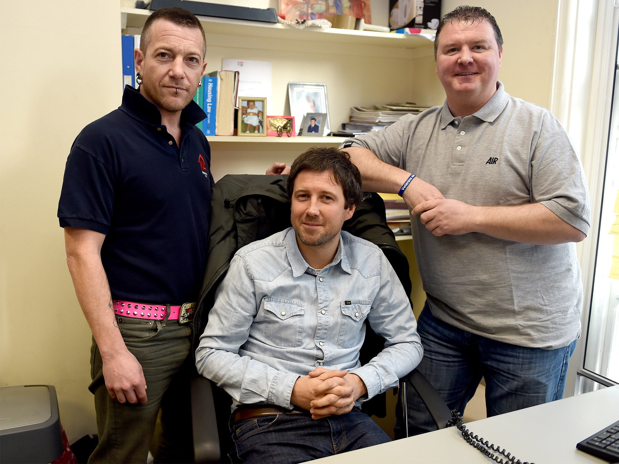 Phil Rogers, from Veterans Aid (centre), with Daz Mullard (left) and Paul McEwan