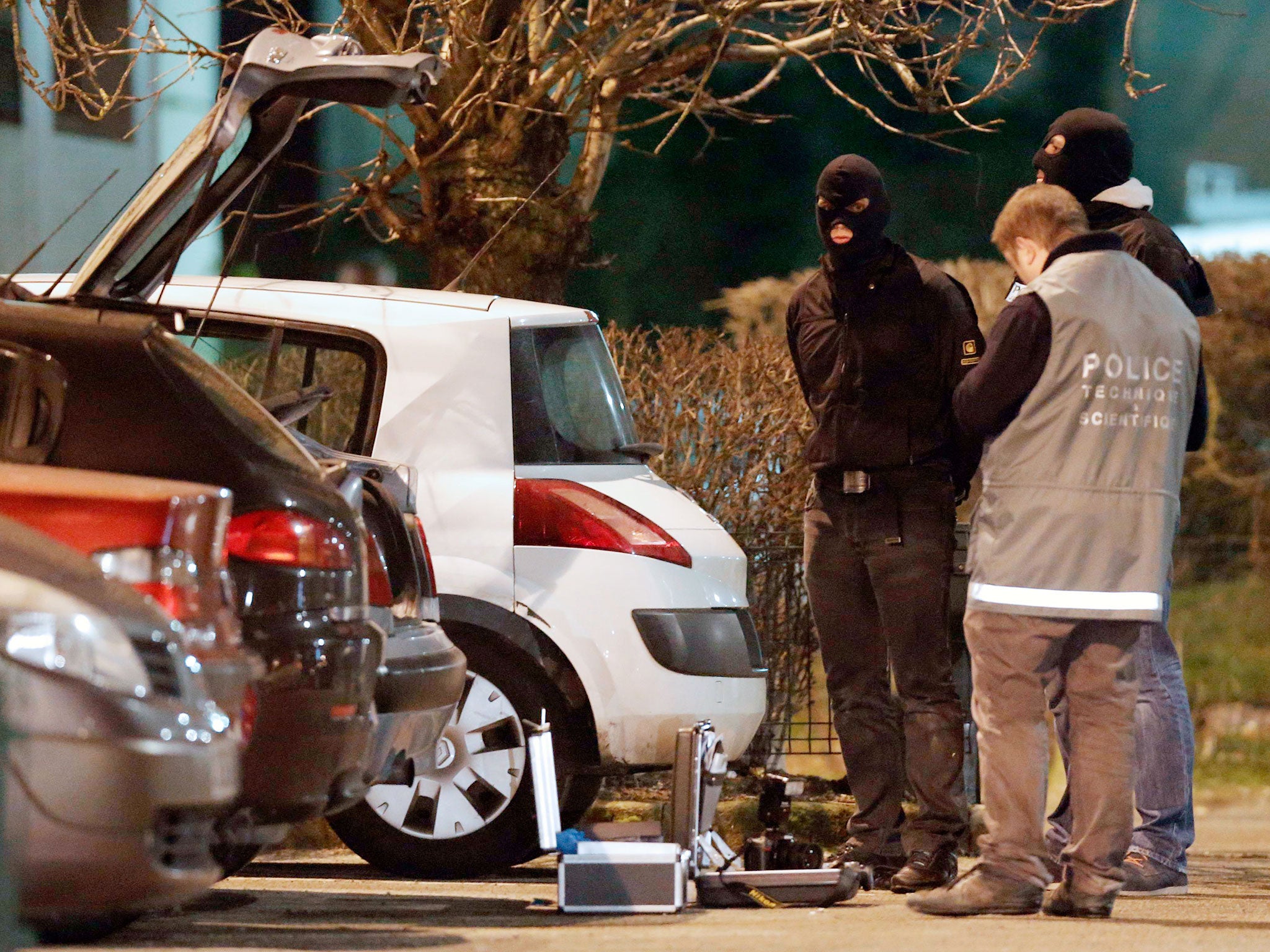 An unidentified man is detained in Reims