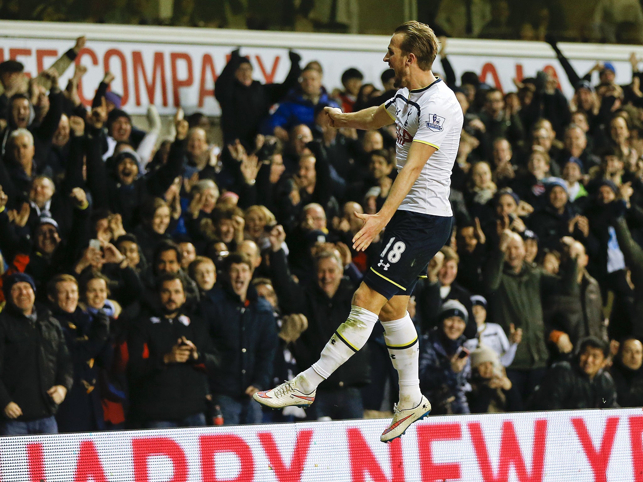 Harry Kane scored twice in Tottenham’s 5-3 victory over Chelsea on New Year’s Day