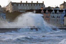UK weather: Warnings issued for snow, ice, gales and flooding
