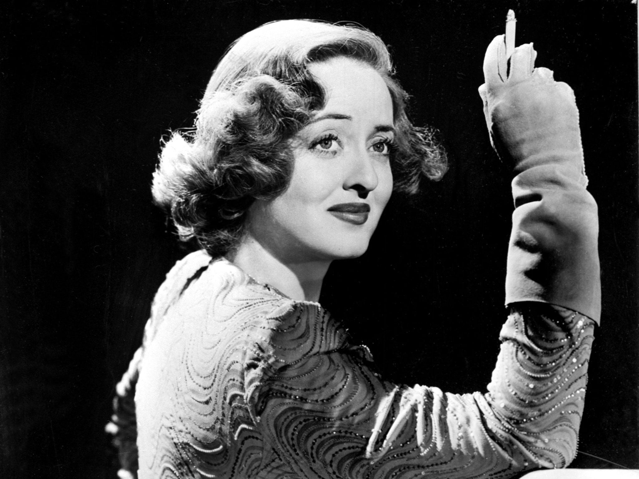 Film star Bette Davis is the focus of the amusing 'Bette and Joan: The Final Curtain'