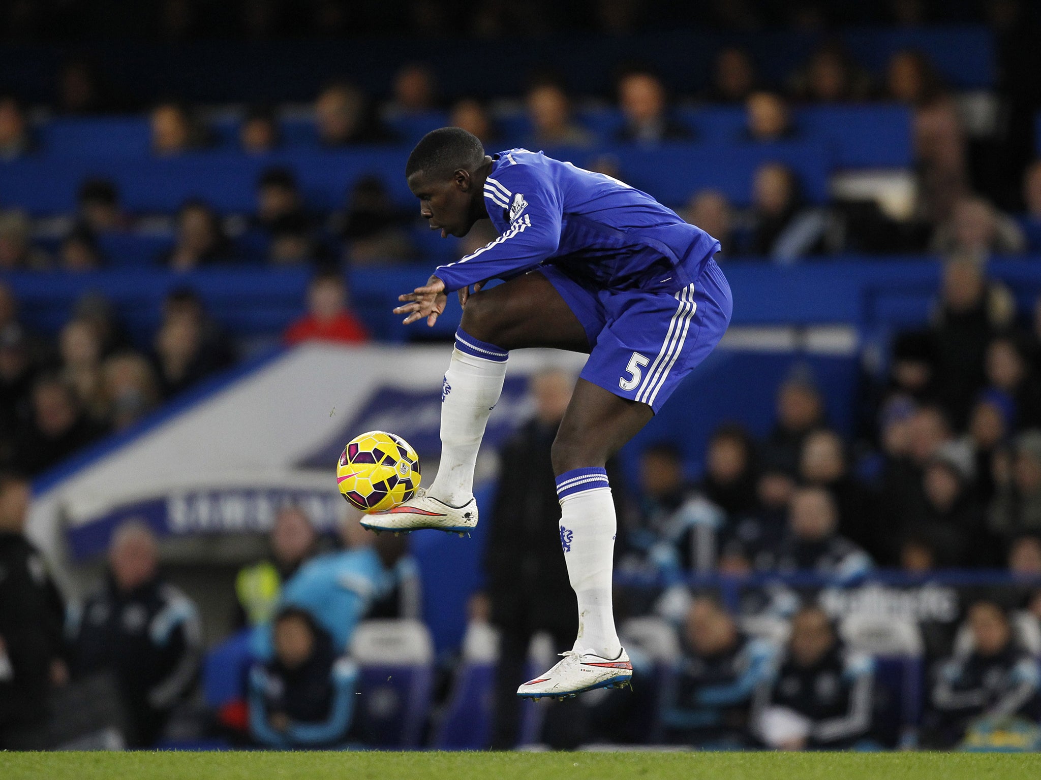 Kurt Zouma controls the ball