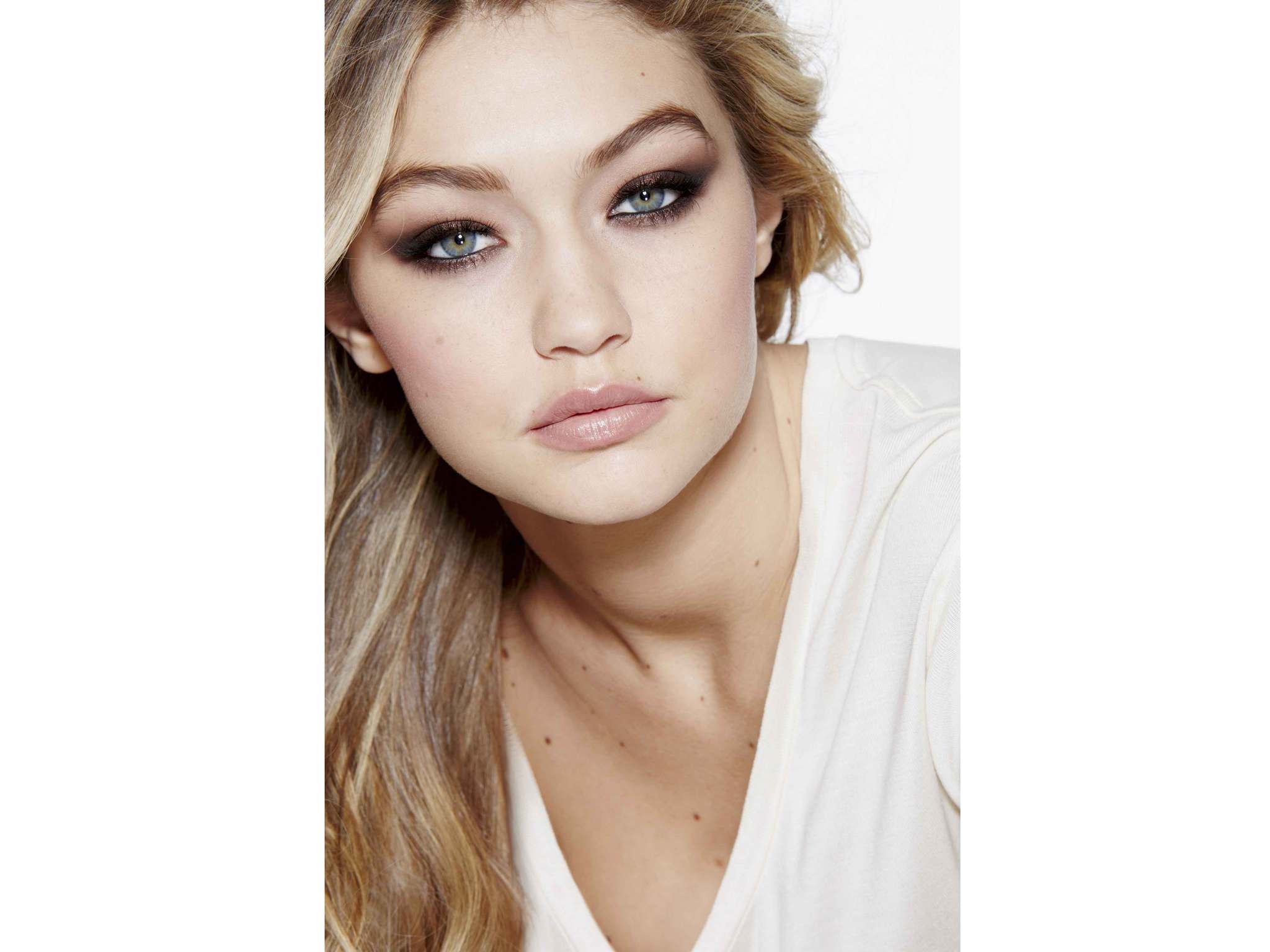 Gigi Hadid Unveiled As The New Face Of Maybelline The