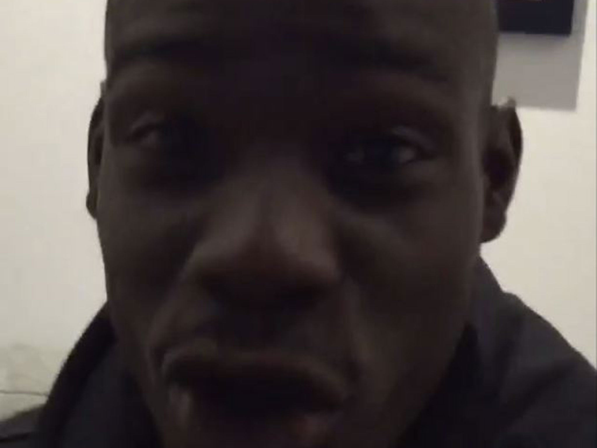 Mario Balotelli celebrates a goal on Fifa in Cristiano Ronaldo style