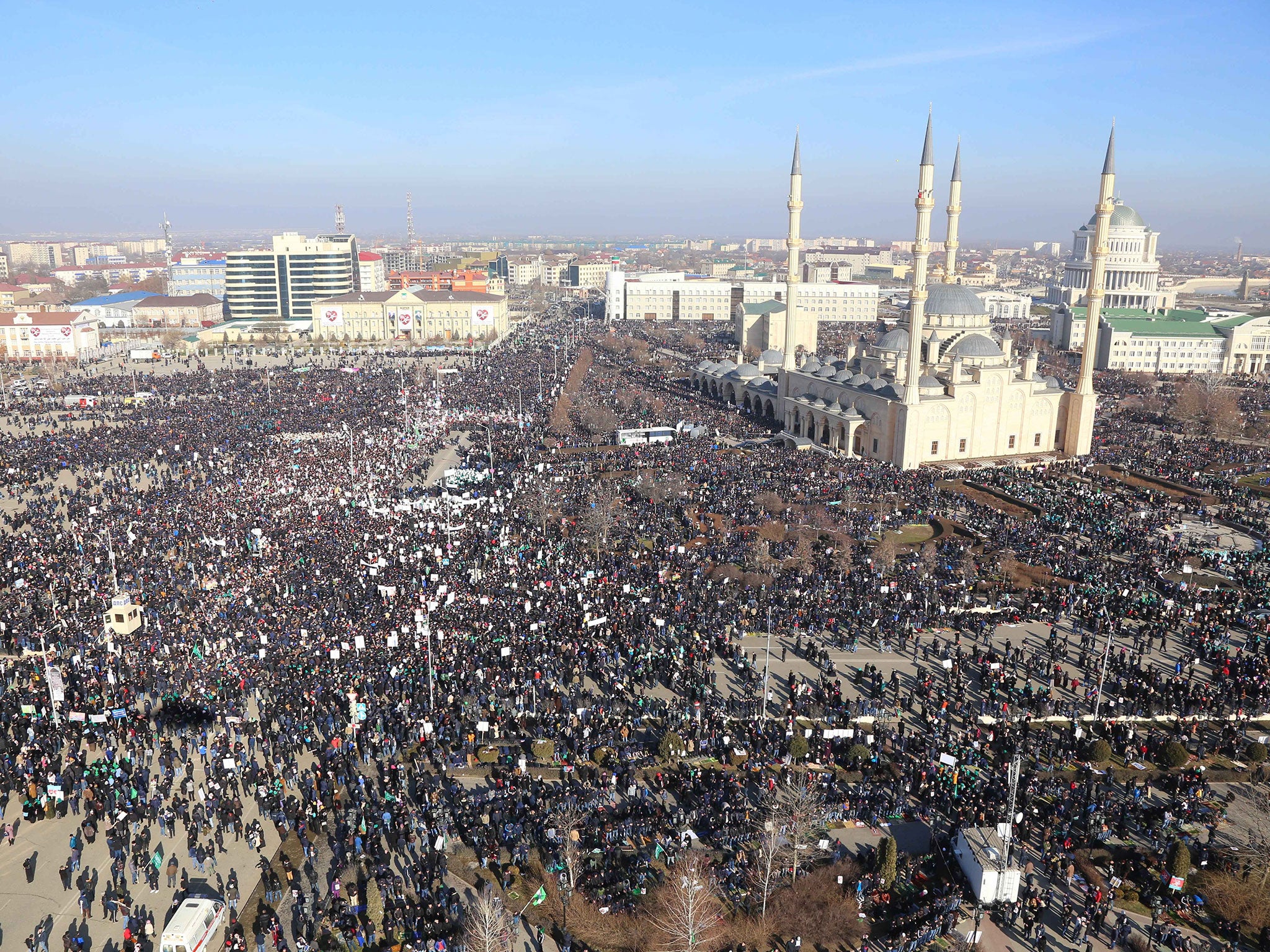 The rally drew hundreds of thousands after the Chechen authorities declared a regional holiday to mark the event