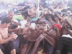 Manus Island asylum seekers 'swallow razor blades' as hunger strikes