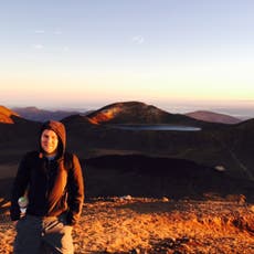 Outflanking the Tolkien fans on New Zealand's Tongariro Alpine Crossing