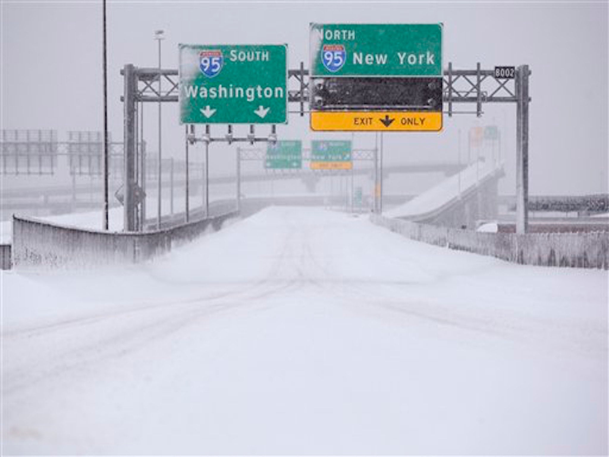 The US east coast is preparing for massive snow storms