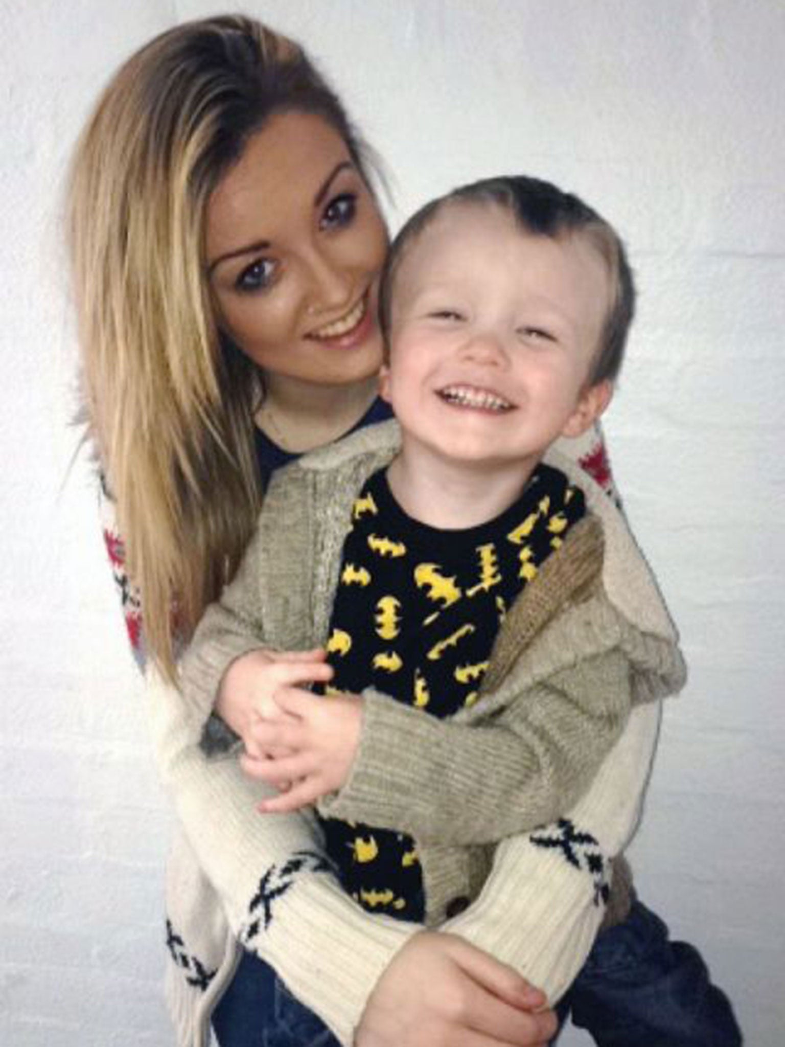 Sammie Welch with her three-year-old son Rylan Harms as she received a handwritten letter from a stranger when she was travelling with Rylan on a busy First Great Western train from Birmingham to Plymouth