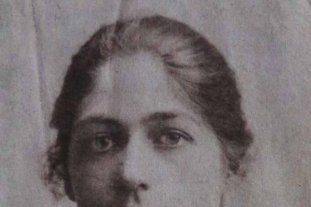 Lang at 20: she had been working making shirts for soldiers in the First World War