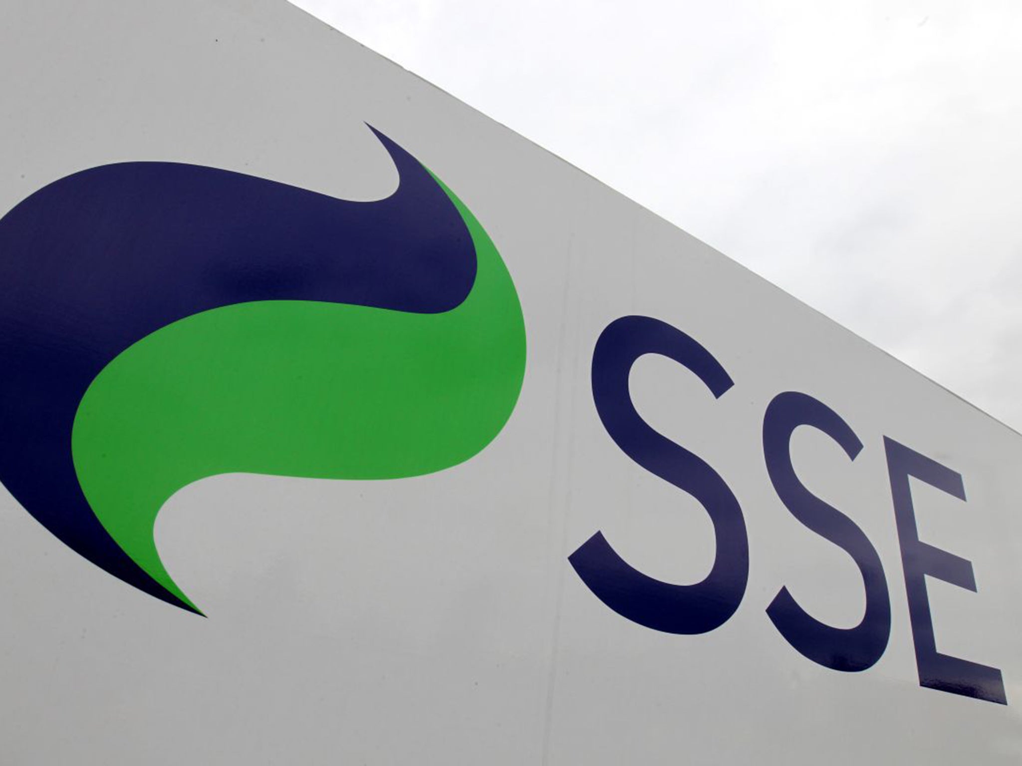 SSE announced it is cutting gas bills by 4.1 per cent cut – but not for another 95 days (PA)