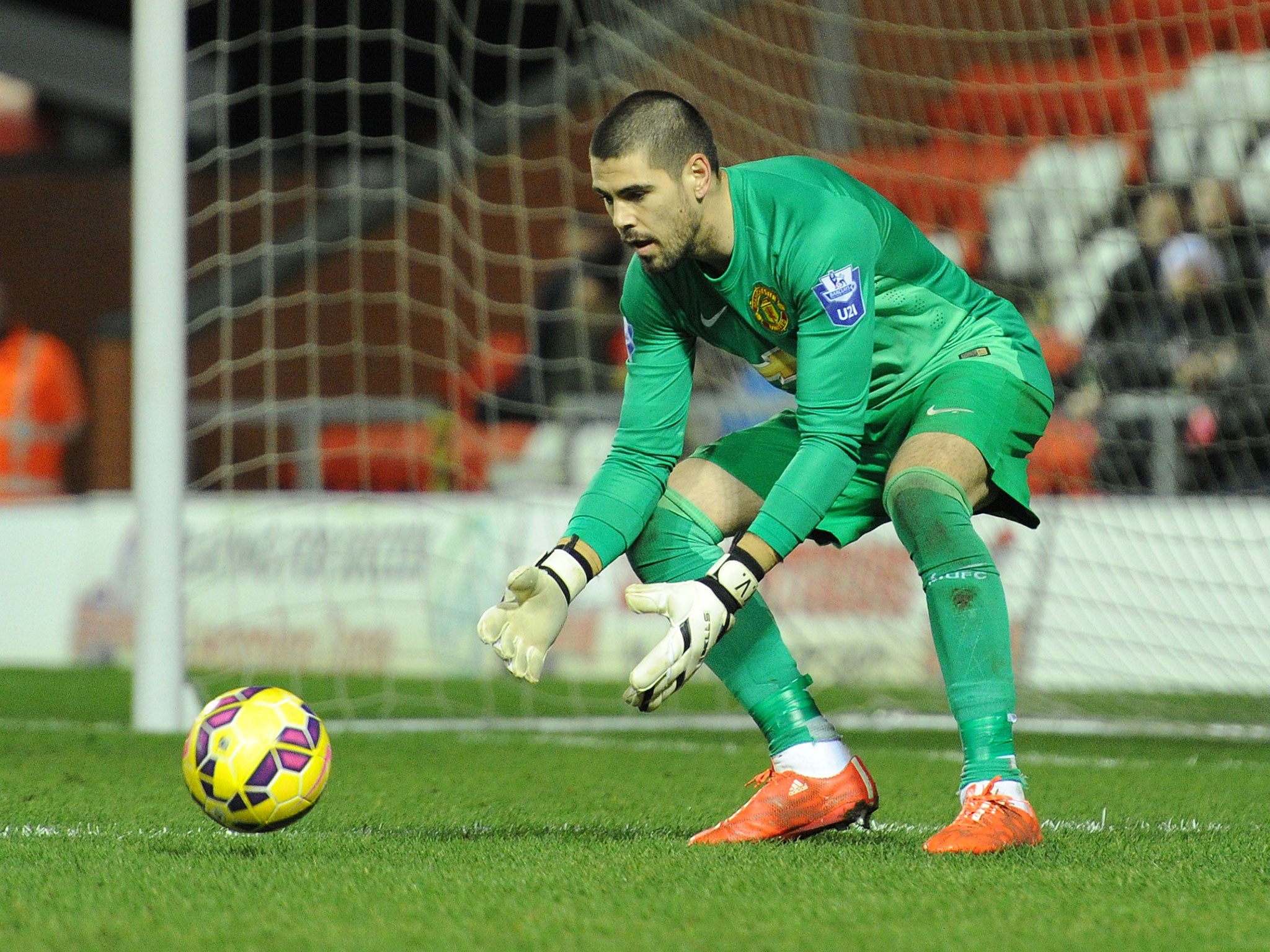 Victor Valdes made his return to football in Manchester United Under-21s 2-1 victory over Liverpool Under-21s