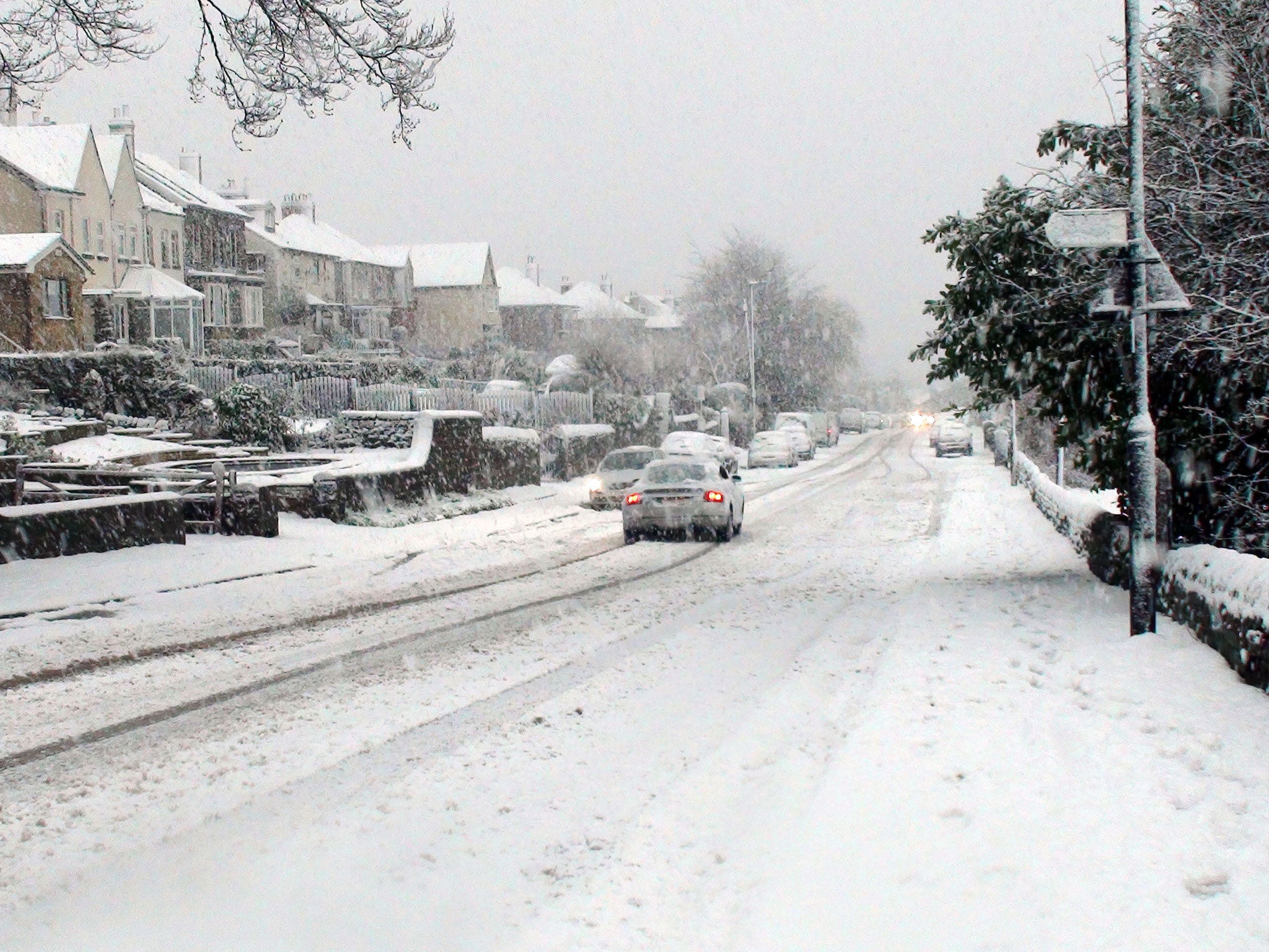 Heavy snow in the Loxley area of Sheffield