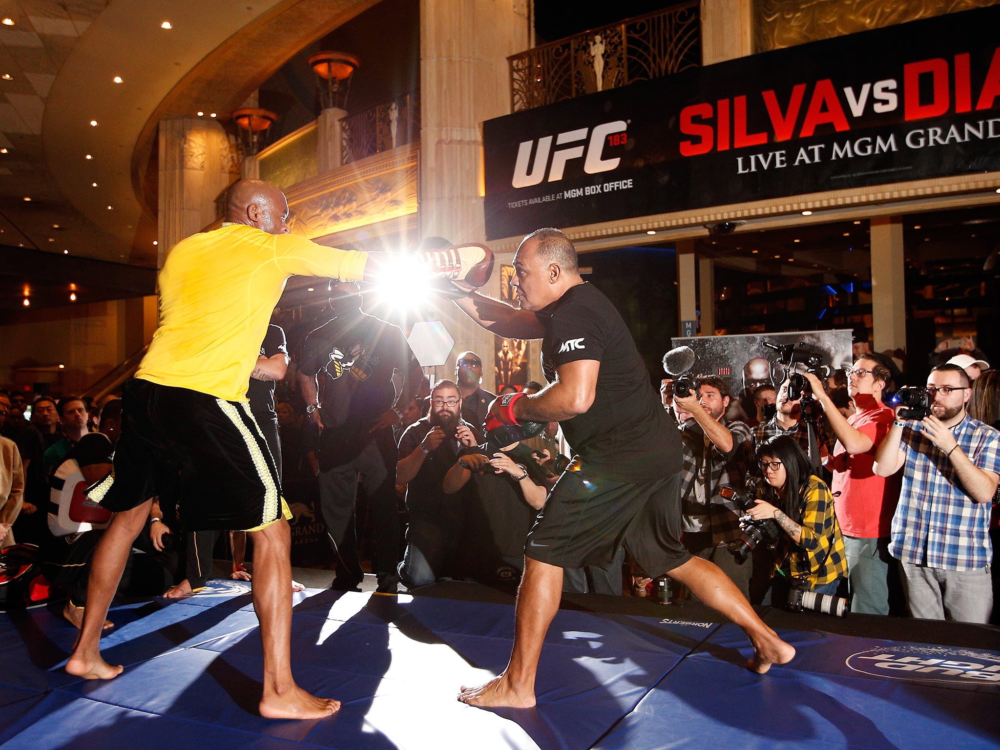 Anderson Silva at open workouts this week (pic: Josh Hedges / Zuffa LLC)