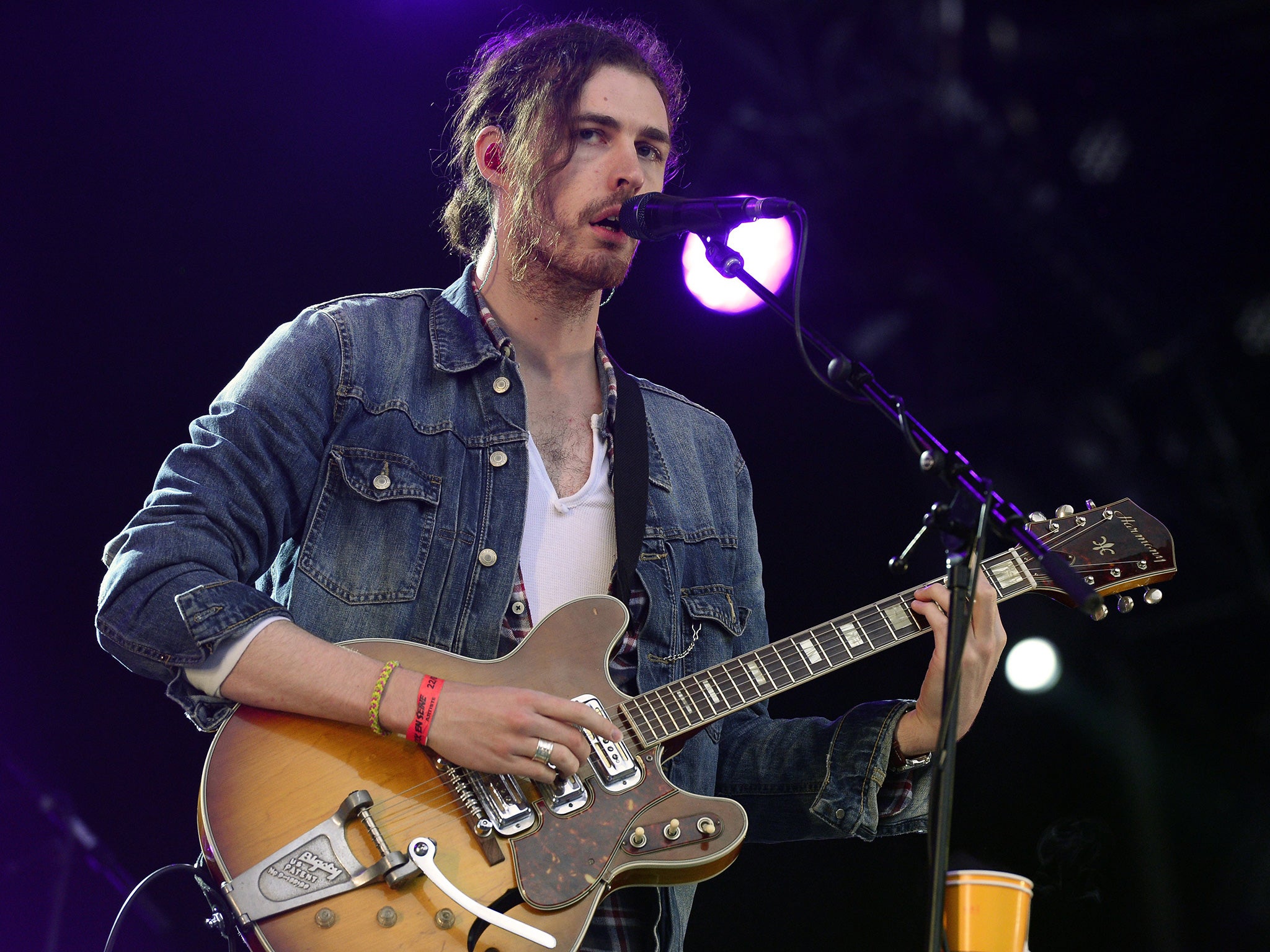 Hozier is the most-streamed Irish artist of all-time on Spotify