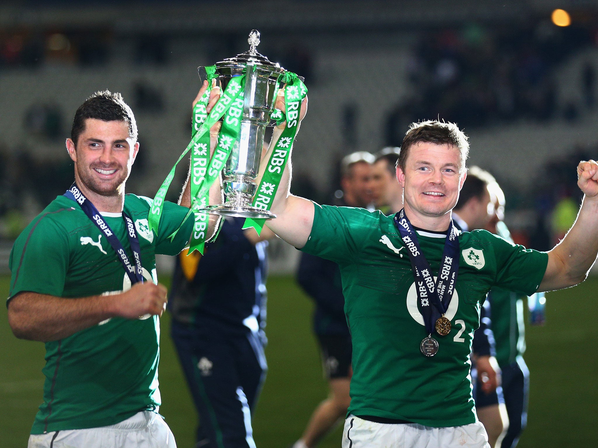 Brian O'Driscoll celebrates alongside Rob Kearney