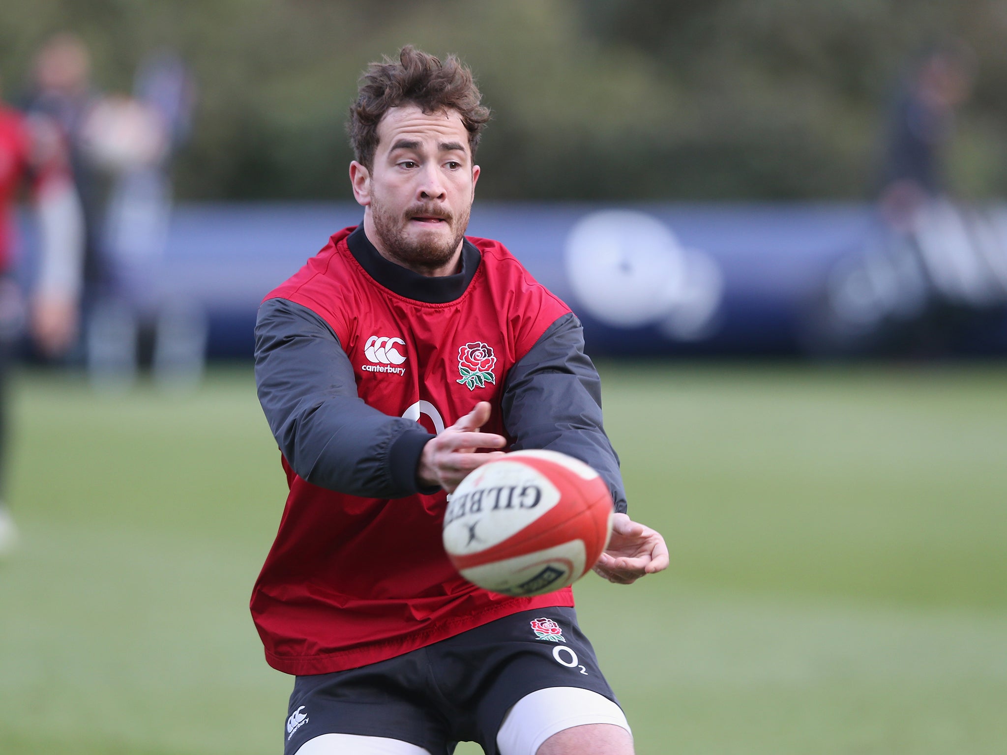 Danny Cipriani trains with England