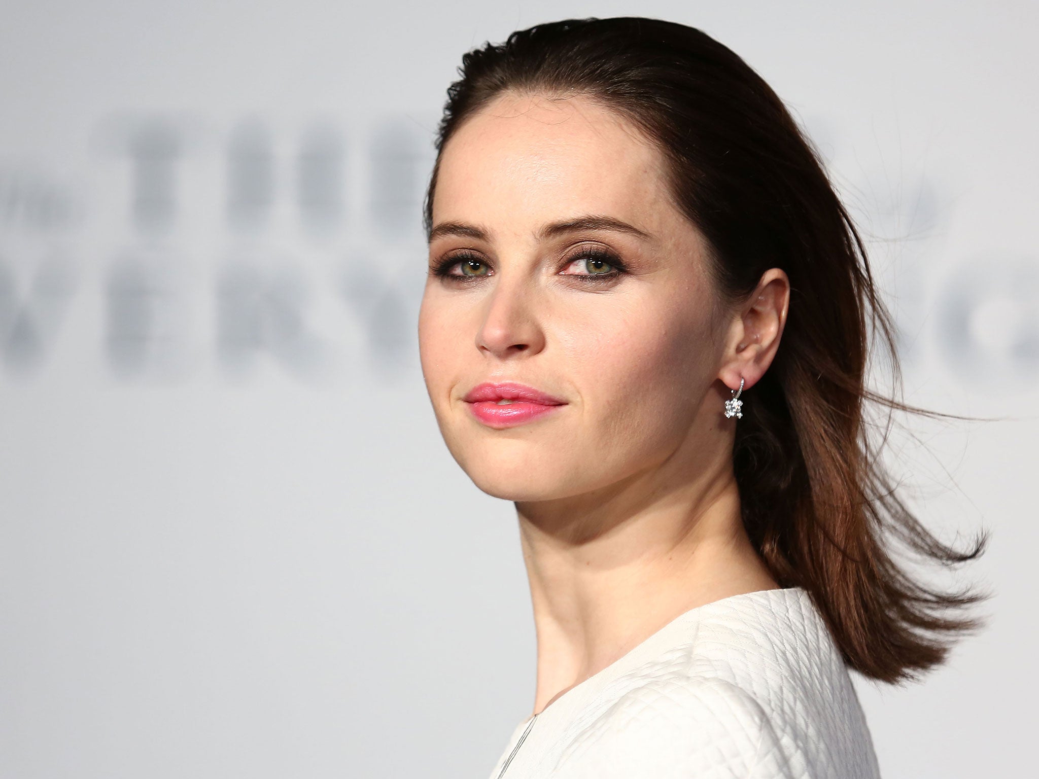 Oscar-nominated actress Felicity Jones is in talks to play the female lead in a Star Wars spin-off