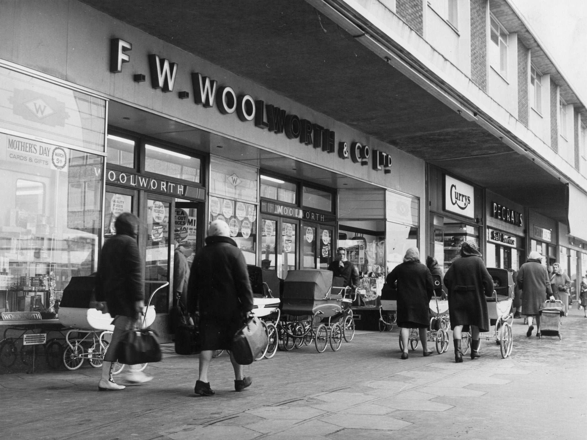 Woolworth's in the shopping precinct of Kirkby New Town, Lancashire, in 1967