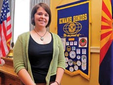 Kayla Mueller: US hostage ‘given to Isis commander’ 