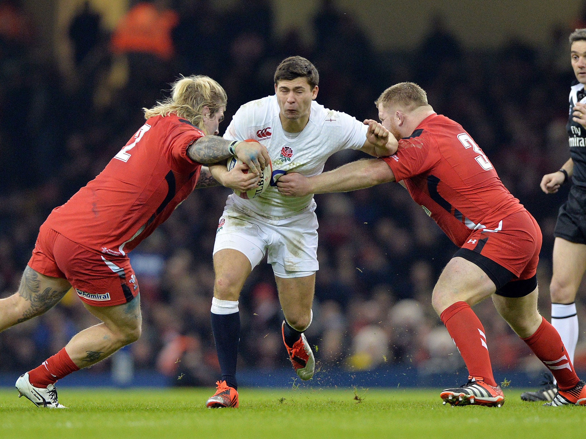 Ben Youngs charges forward