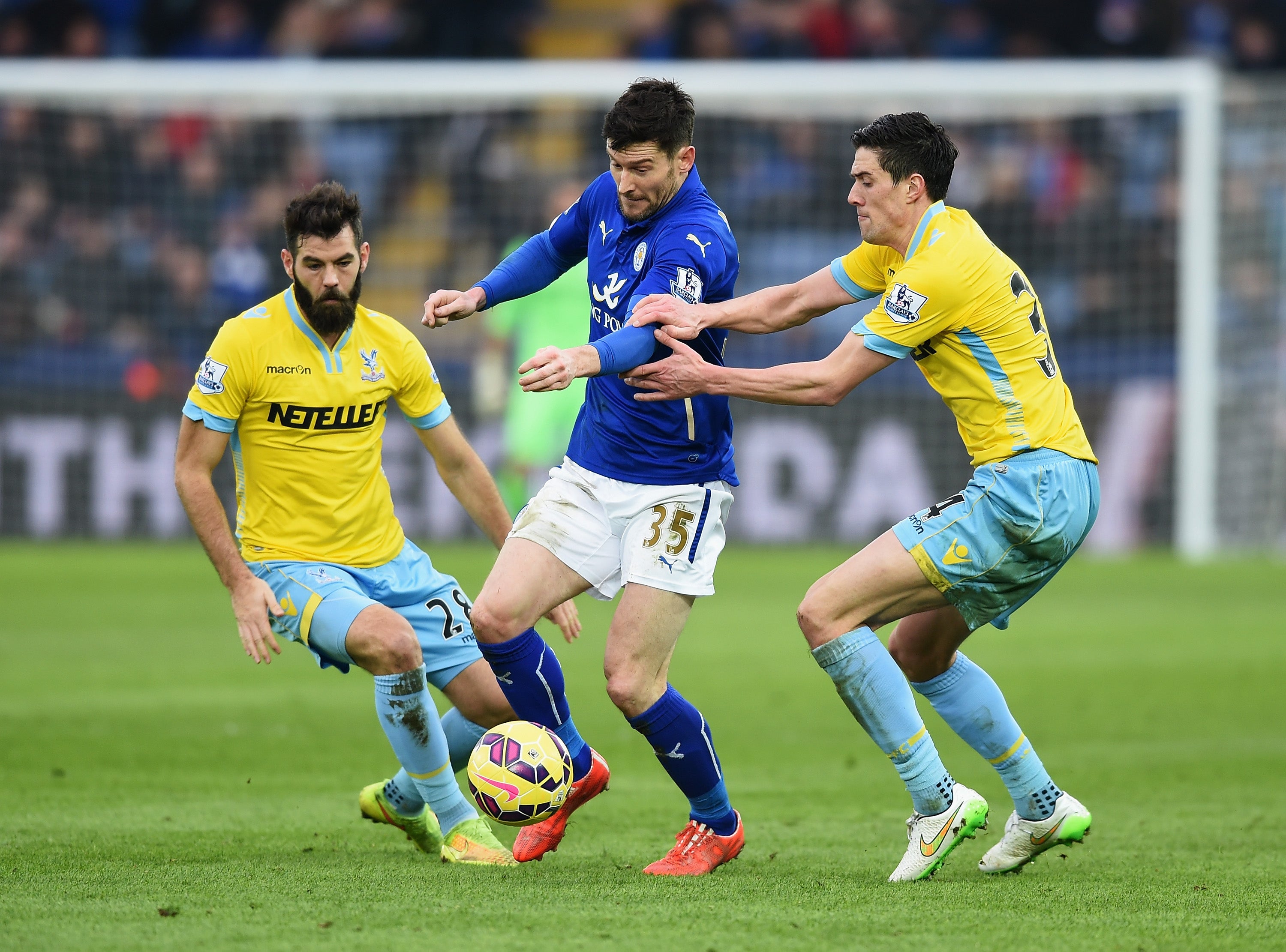 David Nugent struggles for room against Crystal Palace