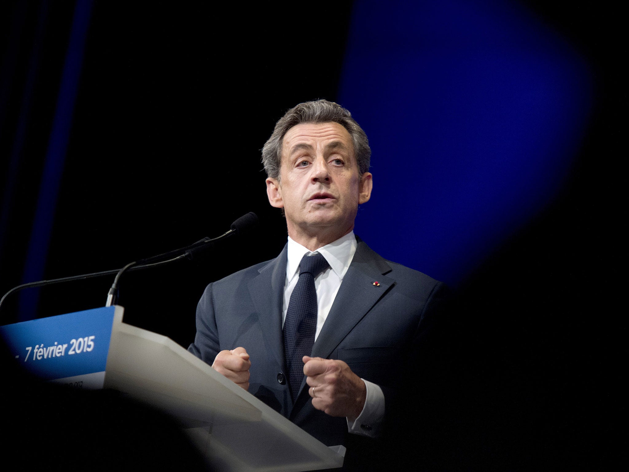 The presence of FN in councils is a problem for Sarkozy