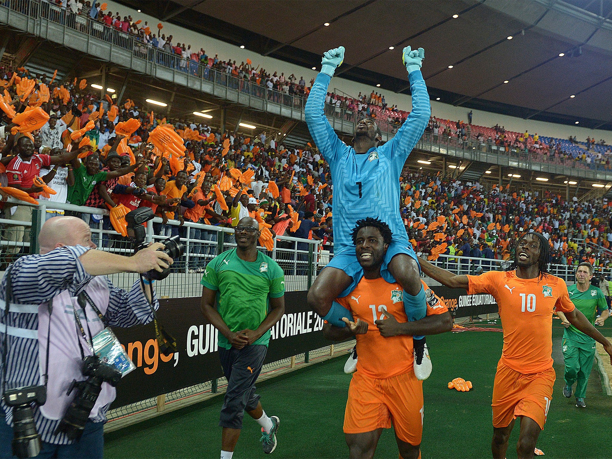 Barry scored the decisive penalty for Ivory Coast