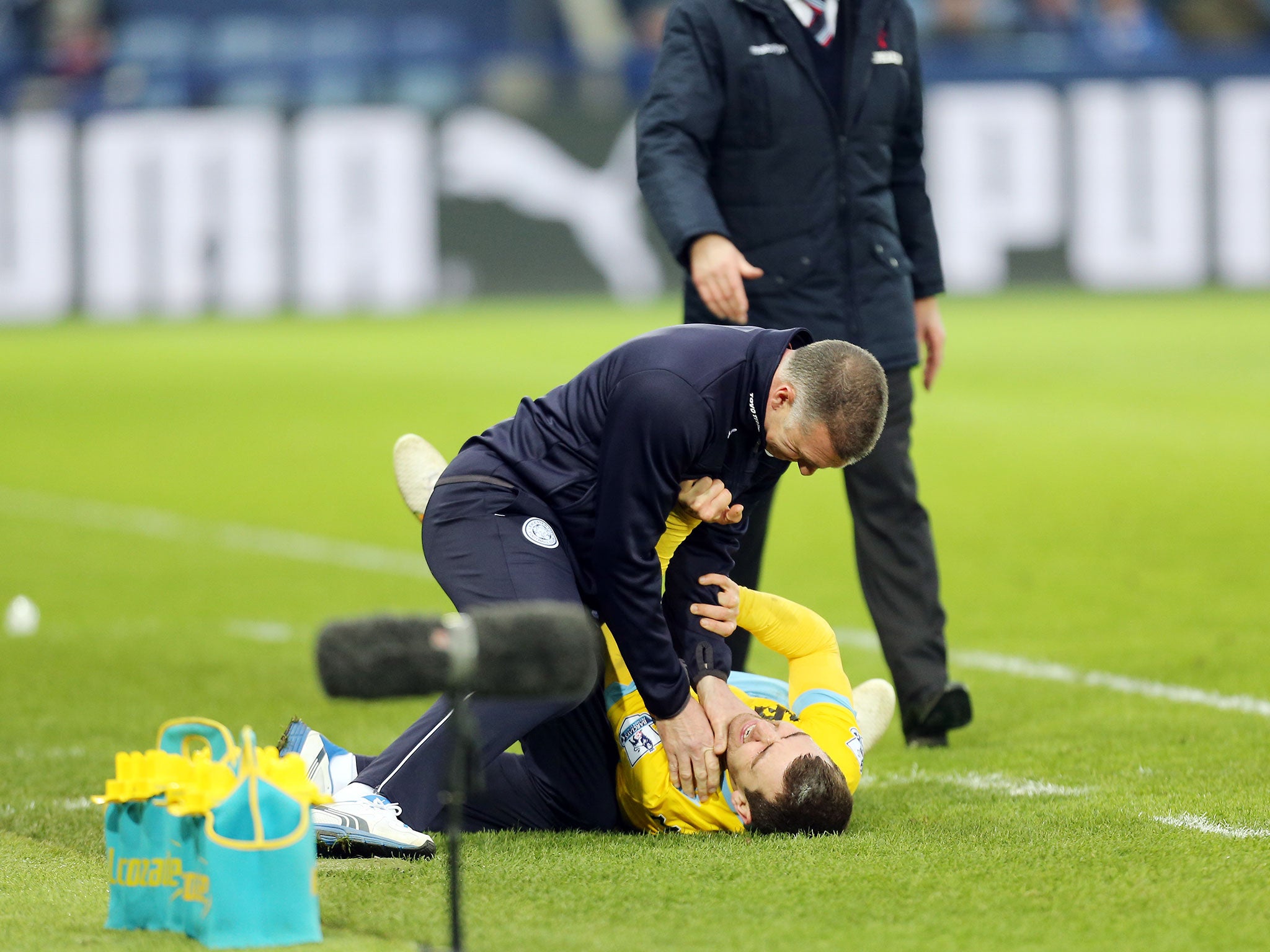 Nigel Pearson and Palace's James McArthur were involved in an altercation on the touchline (Getty)