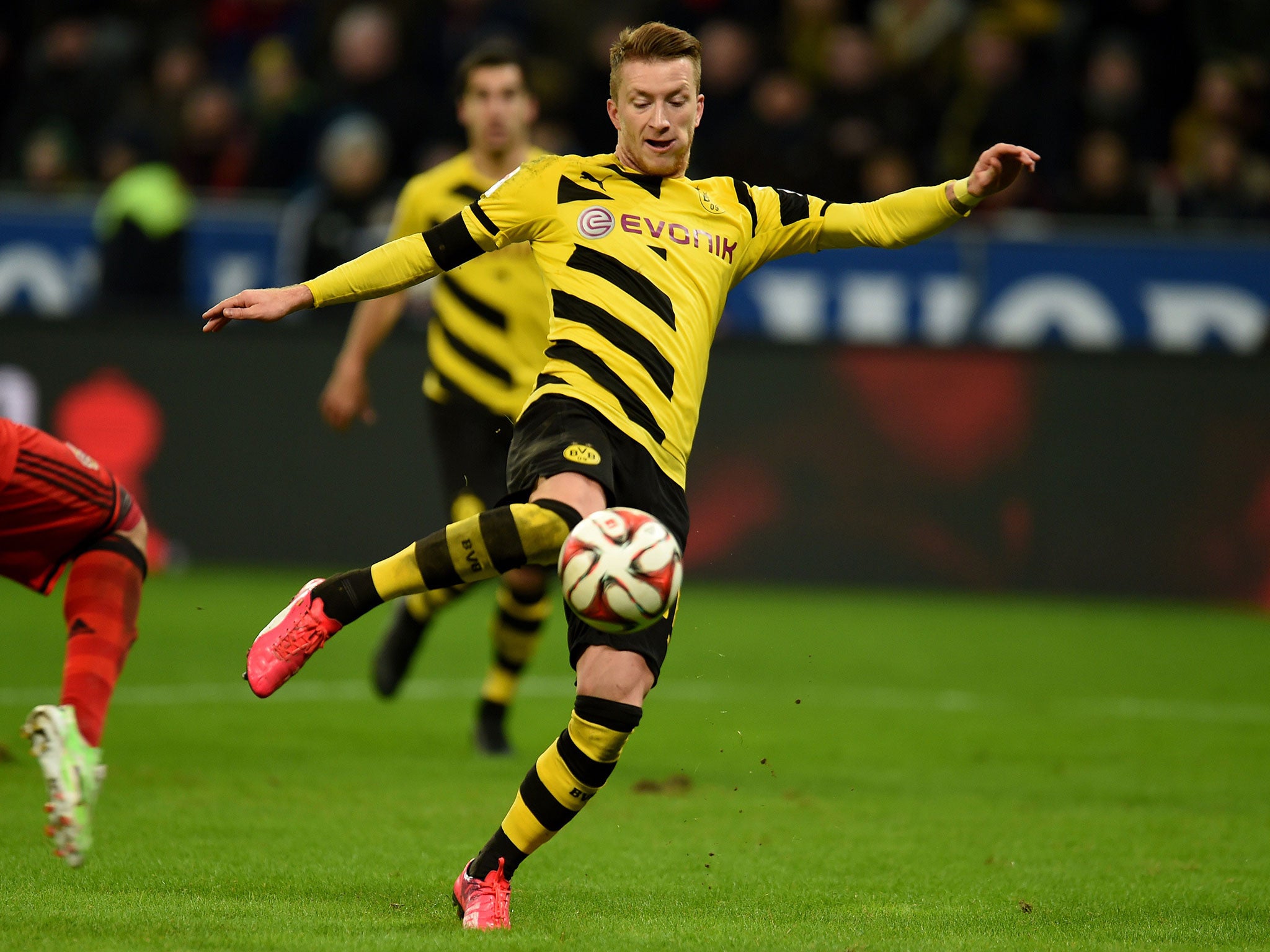 Marco Reus has signed a new contract with Borussia Dortmund