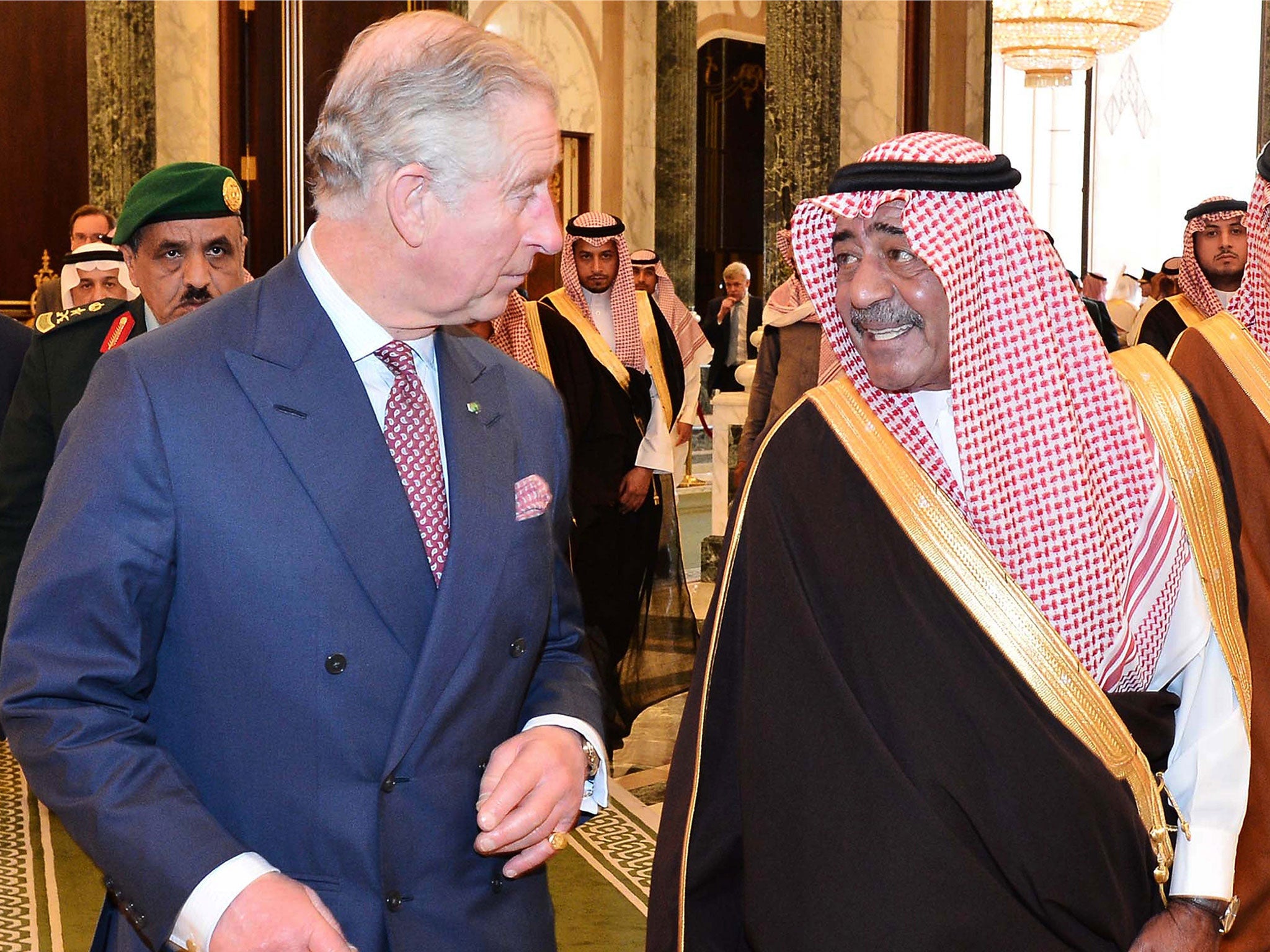 Prince Charles talks with the Saudi Crown Prince, Muqrin bin Abdulaziz al-Saud