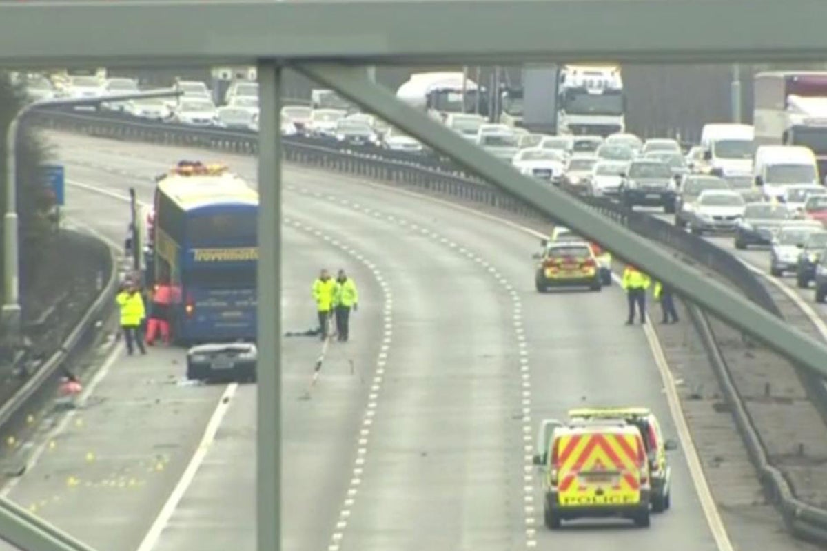 M1 crash: Three men killed after coach crashes into car on the hard ...