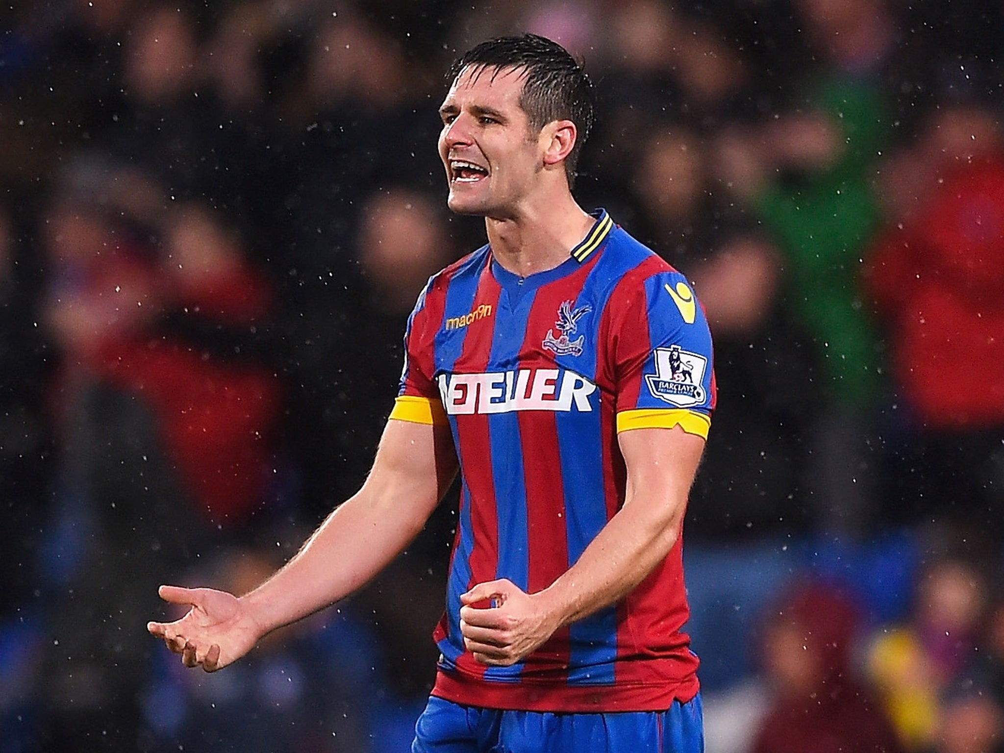 He had to contend with the pace of Sturridge and the creativity of Coutinho. He made no obvious errors. 6