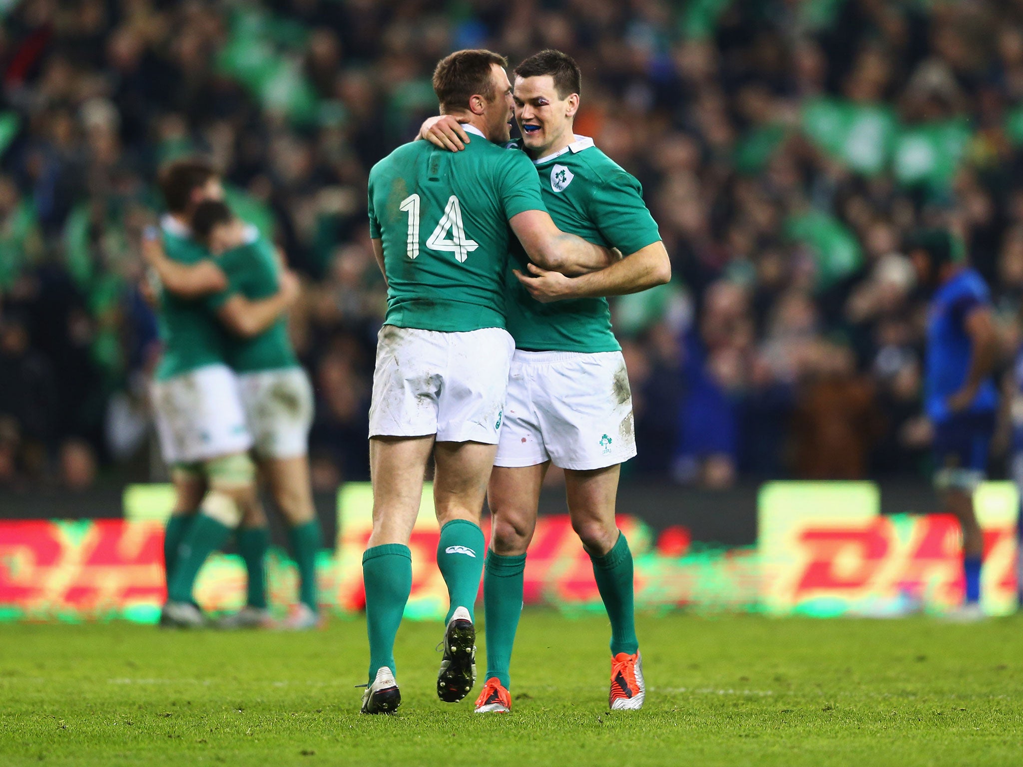 Jonathan Sexton celebrates victory with Tommy Bowe