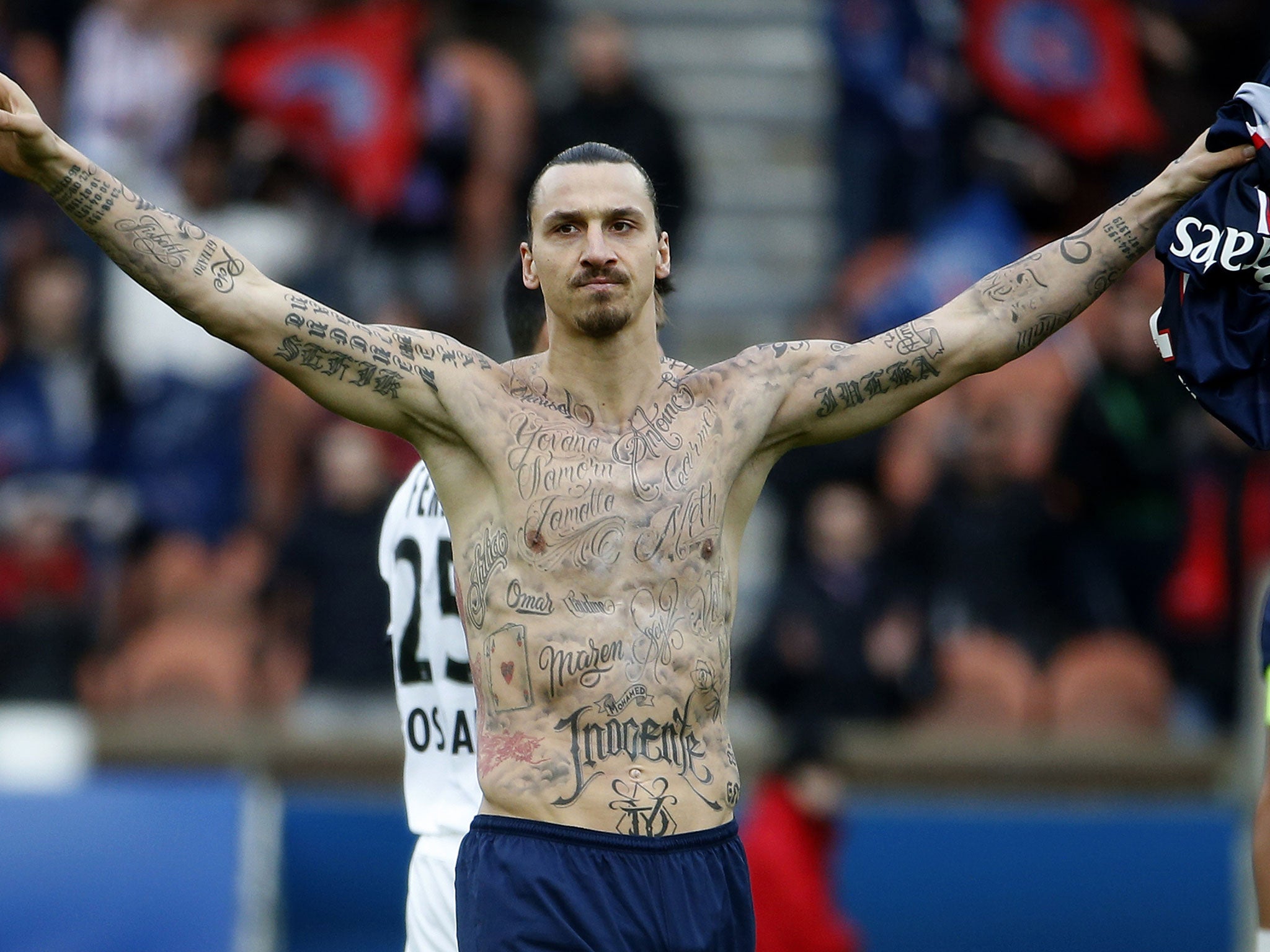 Zlatan Ibrahimovic: Angry PSG manager Laurent Blanc hopes striker does not repeat shirtless 'tattooed' celebration against Chelsea