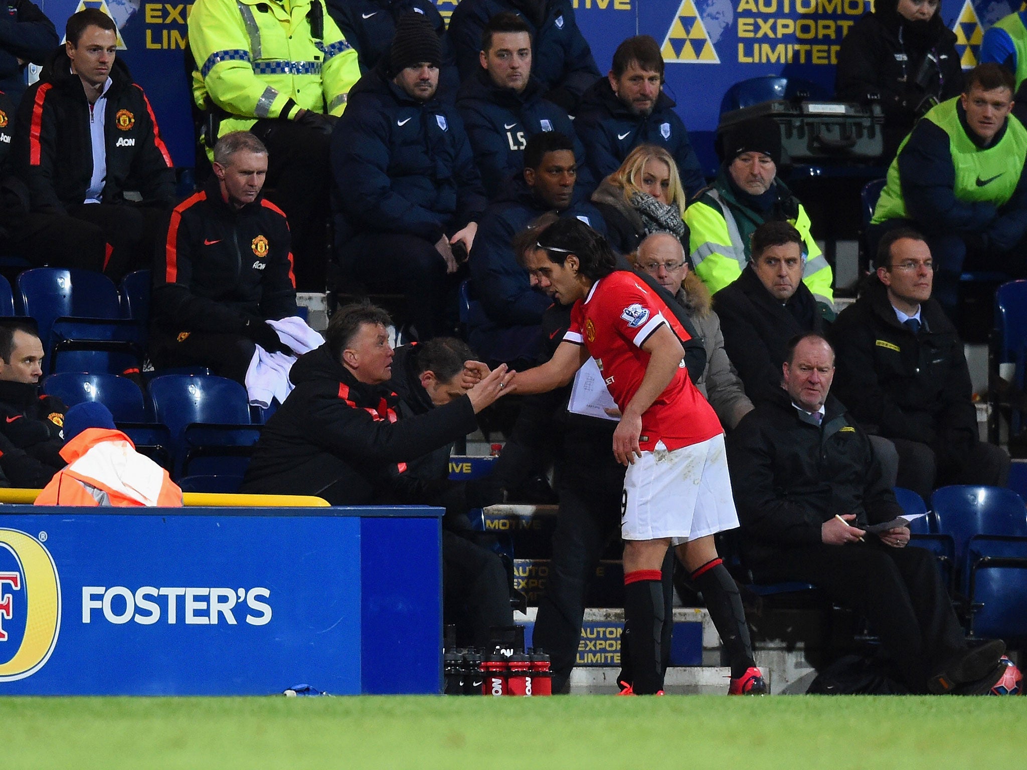 Falcao shakes hands with Van Gaal after his substitution