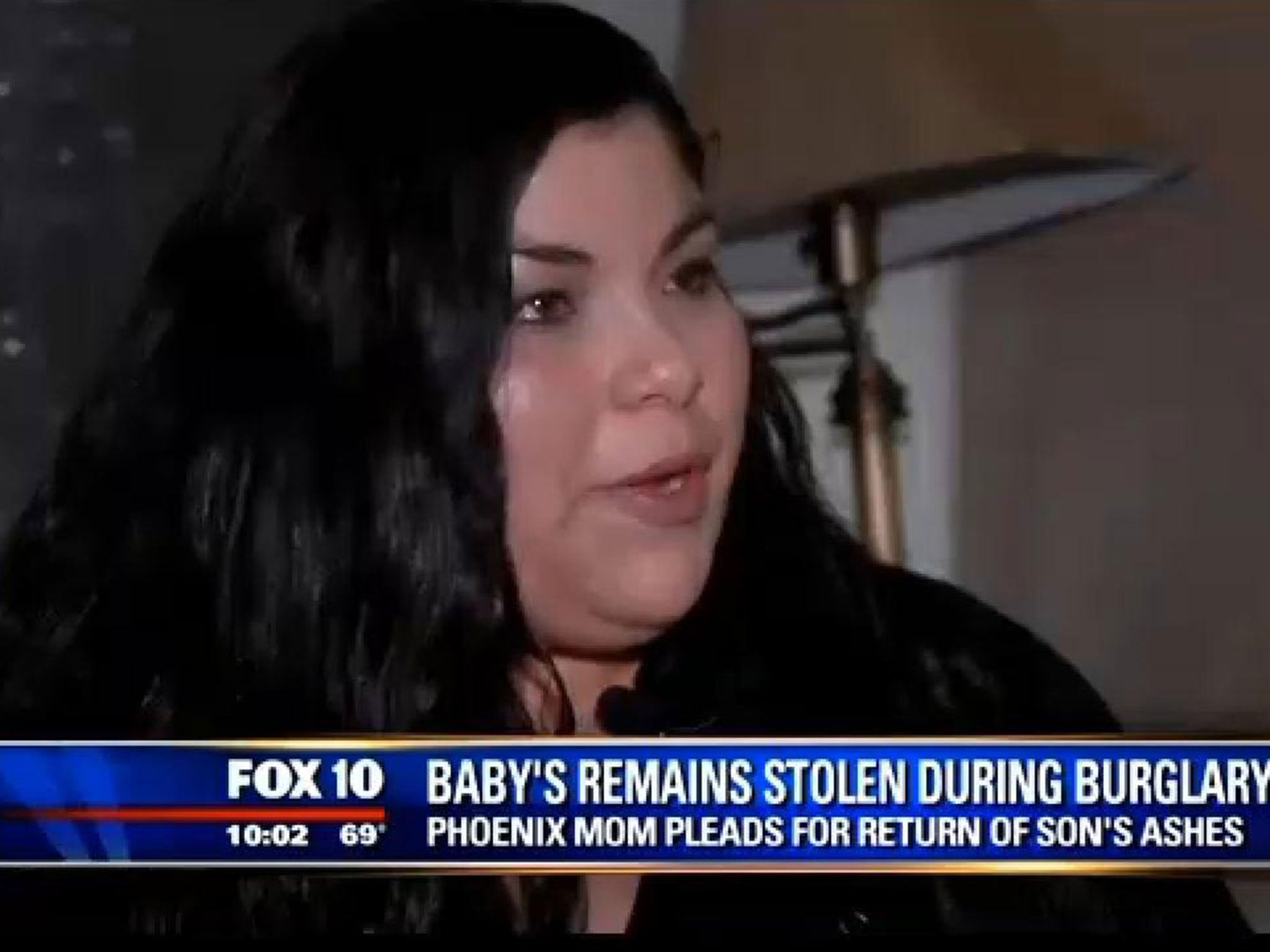 Alyssa Ruiz says thieves stole her baby' ashes - but left the urn behind.