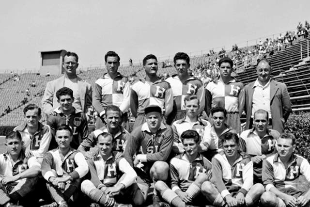 Borghi (middle row, second left) with the US team in 1950 