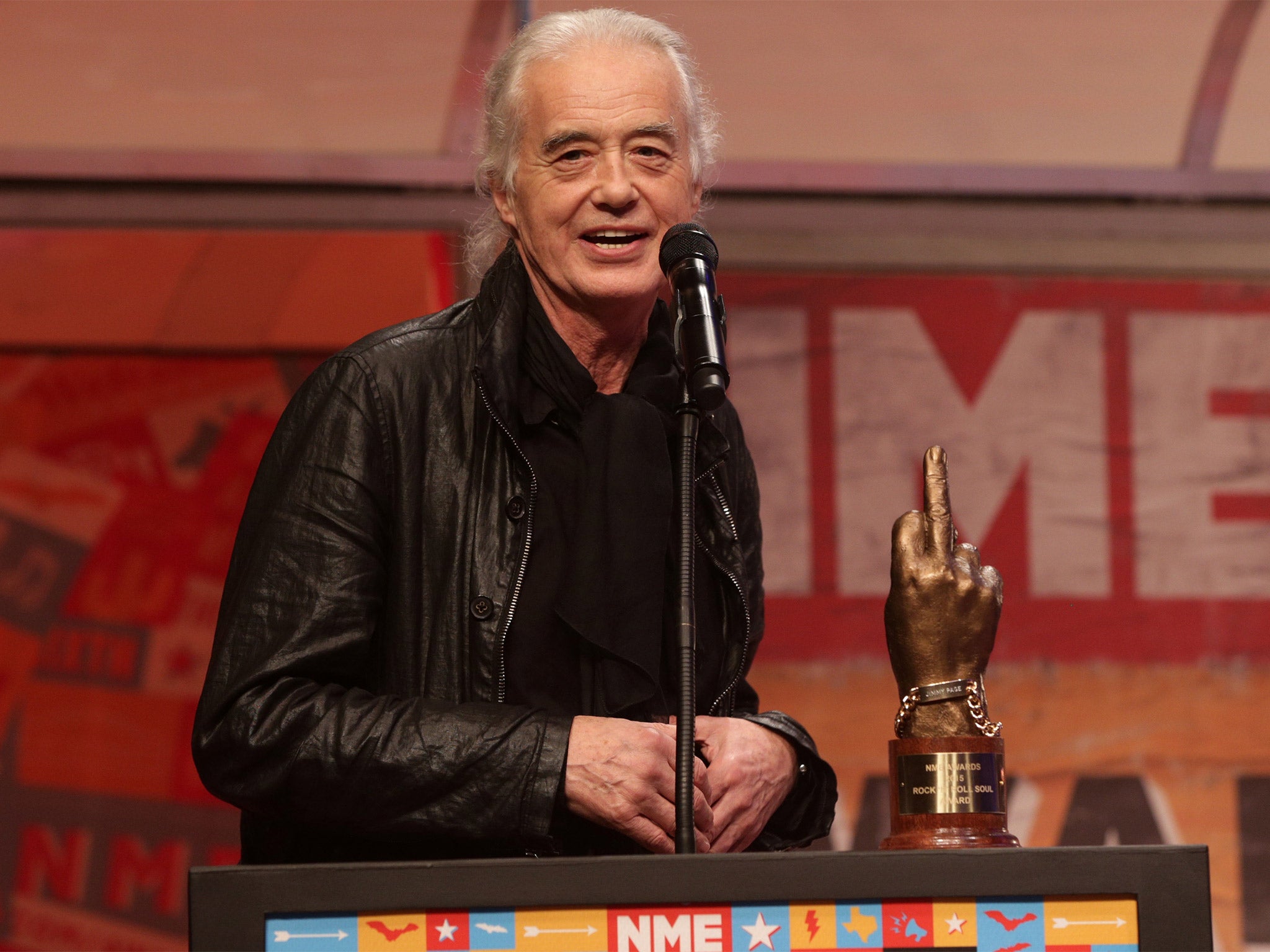 Jimmy Page collects the Rock 'n Roll Soul award