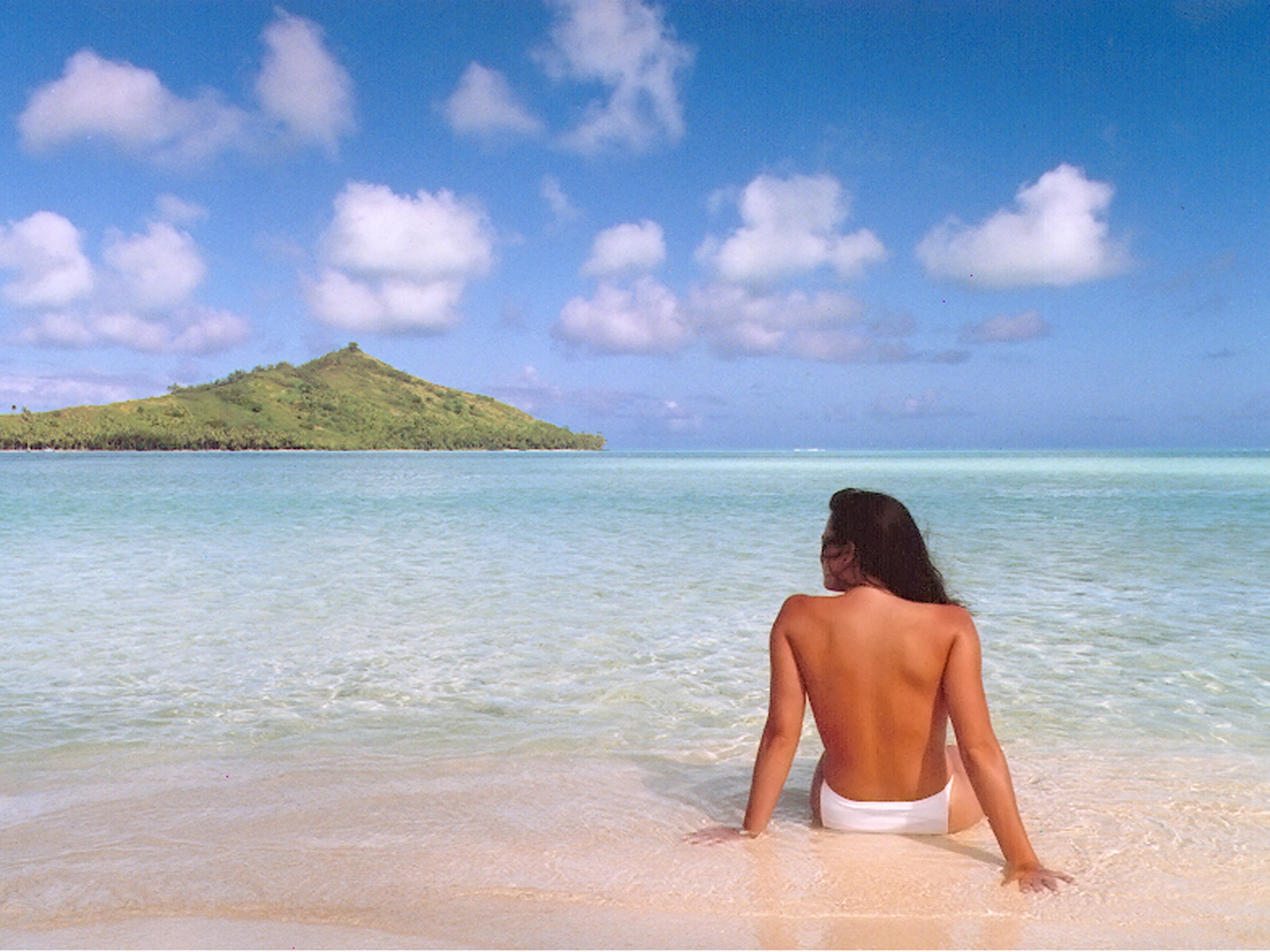 'Jennifer in Paradise': the first ever image to be edited in Photoshop. It shows Thomas Knoll's then-girlfriend and now wife, in Bora Bora, and was taken in August 1988