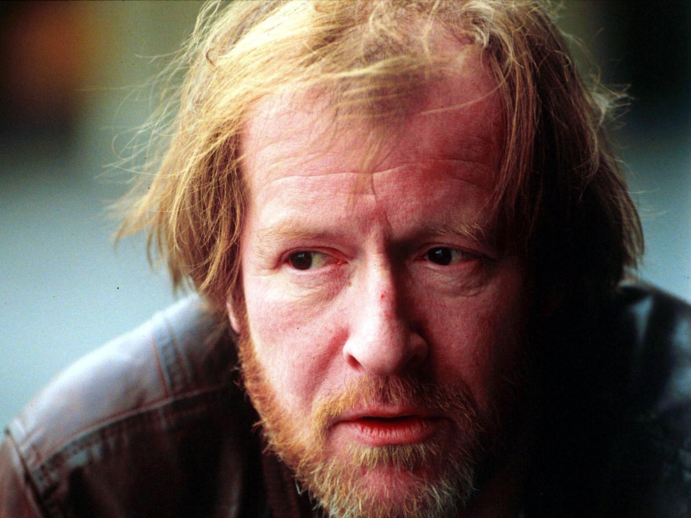 Alan Howard dead RSC 'icon' dies from pneumonia aged 77 The