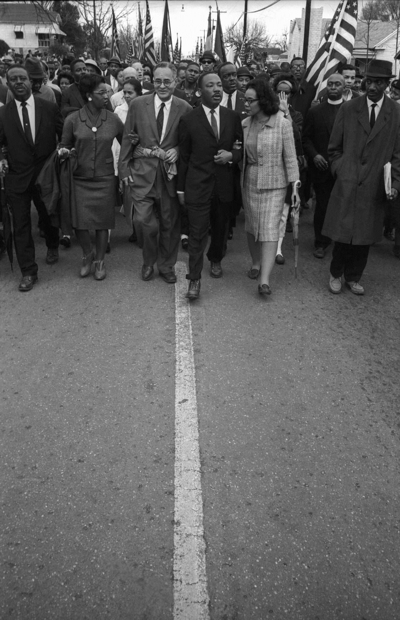 Civil-rights leaders including King enter Montgomery